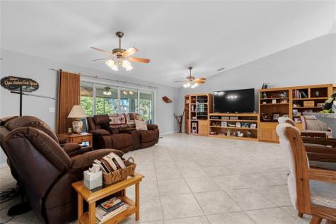 1069 9TH Street Okeechobee FL 34974