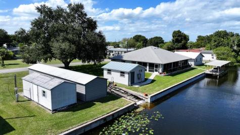 1069 9TH Street Okeechobee FL 34974