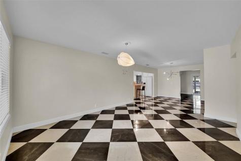 1107 Adams Street Hollywood FL 33019