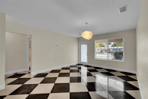 1107 Adams Street Hollywood FL 33019