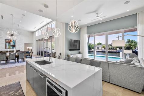 2841 NE 24th Street Fort Lauderdale FL 33305