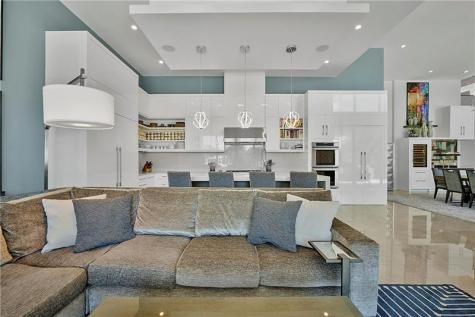 2841 NE 24th Street Fort Lauderdale FL 33305