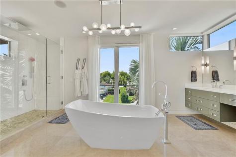 2841 NE 24th Street Fort Lauderdale FL 33305