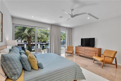2841 NE 24th Street Fort Lauderdale FL 33305
