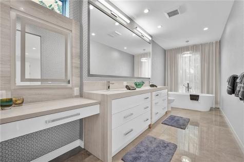2841 NE 24th Street Fort Lauderdale FL 33305