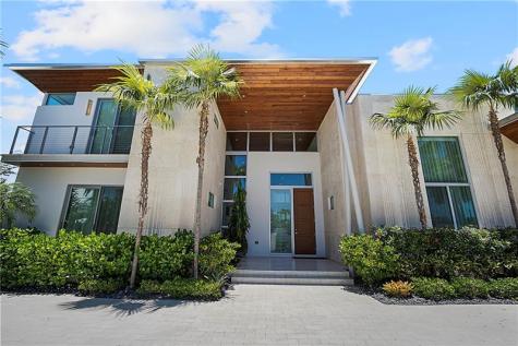2841 NE 24th Street Fort Lauderdale FL 33305