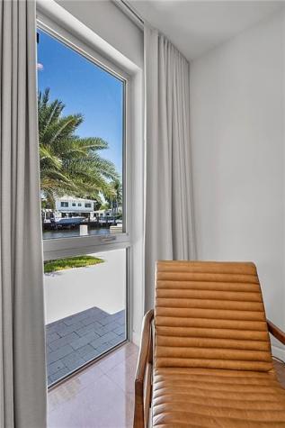 2841 NE 24th Street Fort Lauderdale FL 33305