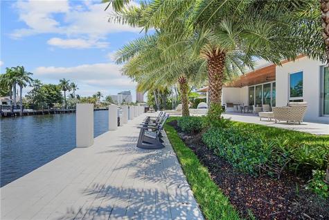 2841 NE 24th Street Fort Lauderdale FL 33305