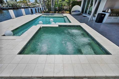 2841 NE 24th Street Fort Lauderdale FL 33305