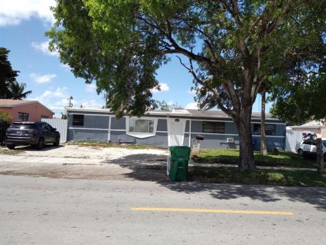 1011 NW 195th Street Miami Gardens FL 33169