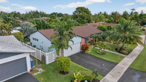 1921 NW 43rd Street Oakland Park FL 33309