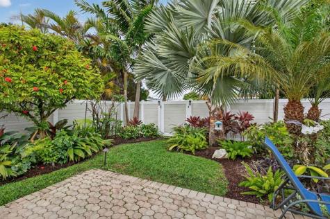 1921 NW 43rd Street Oakland Park FL 33309