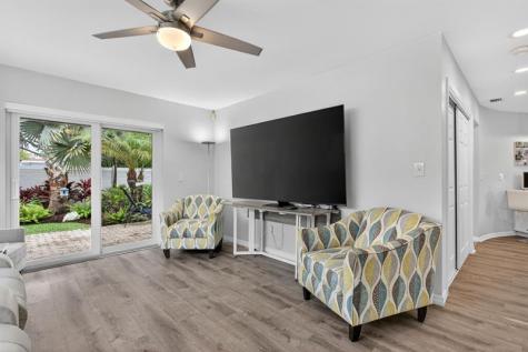 1921 NW 43rd Street Oakland Park FL 33309