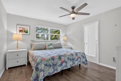 1921 NW 43rd Street Oakland Park FL 33309