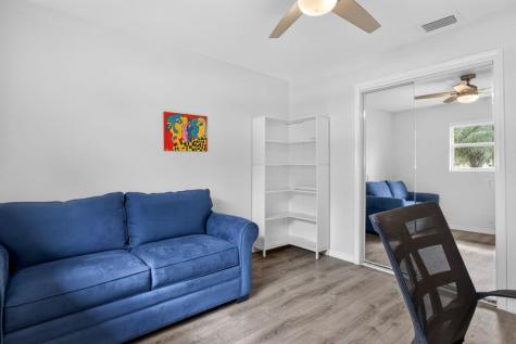 1921 NW 43rd Street Oakland Park FL 33309