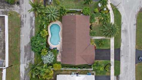 1921 NW 43rd Street Oakland Park FL 33309