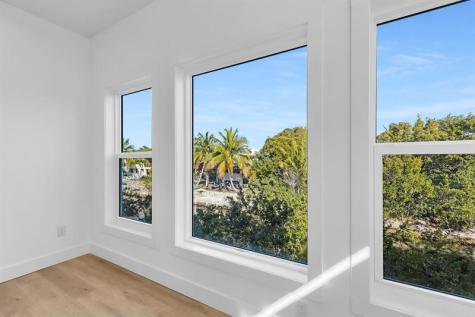 1547 Gardenia Lane Big Pine Key FL 33043
