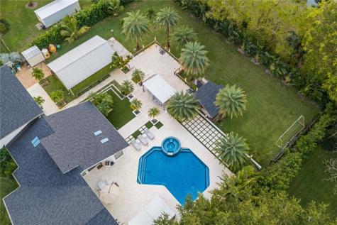 5251 NW 80th Terrace Parkland FL 33067