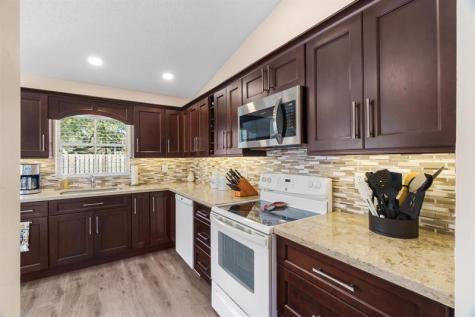 4755 NW 7th Manor Coconut Creek FL 33063