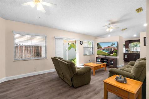 4755 NW 7th Manor Coconut Creek FL 33063