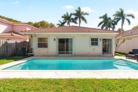 4755 NW 7th Manor Coconut Creek FL 33063