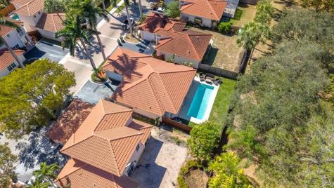 4755 NW 7th Manor Coconut Creek FL 33063
