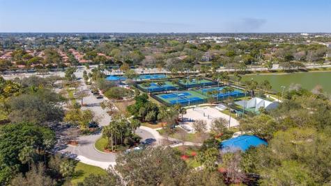 4755 NW 7th Manor Coconut Creek FL 33063
