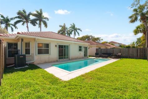 4755 NW 7th Manor Coconut Creek FL 33063