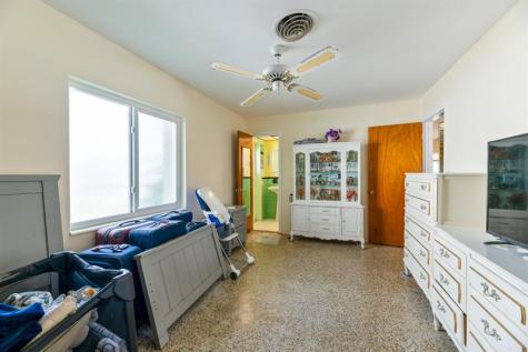 5264 NE 3rd Terrace Fort Lauderdale FL 33334