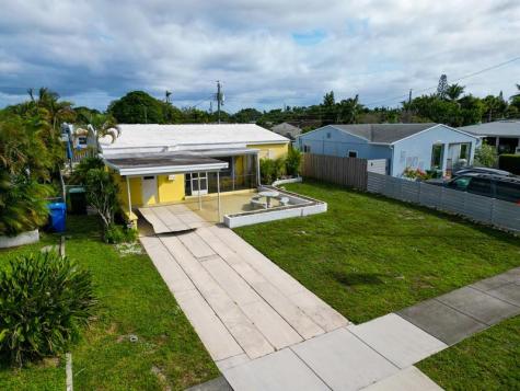 5264 NE 3rd Terrace Fort Lauderdale FL 33334