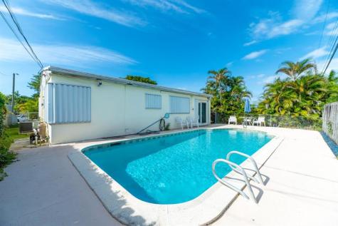 5264 NE 3rd Terrace Fort Lauderdale FL 33334