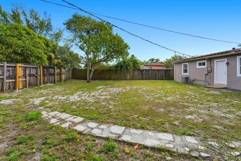 1525 NW 126th Street North Miami FL 33167