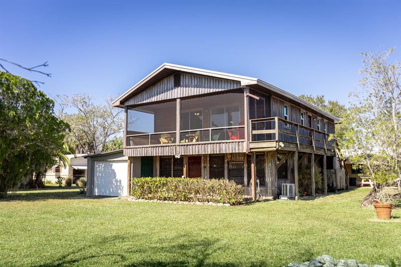 1075 Duck Lane Okeechobee FL 34974