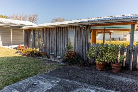 1075 Duck Lane Okeechobee FL 34974