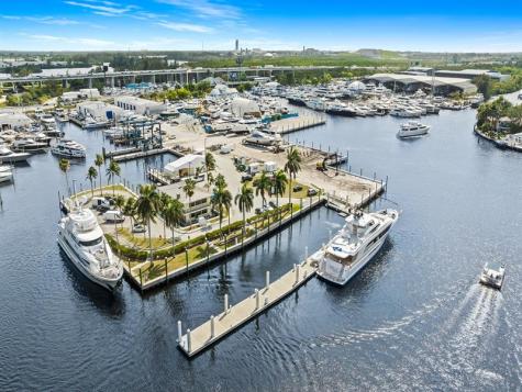 2415 Riverlane Terrace Fort Lauderdale FL 33312