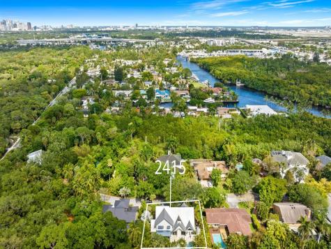 2415 Riverlane Terrace Fort Lauderdale FL 33312