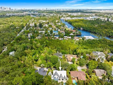 2415 Riverlane Terrace Fort Lauderdale FL 33312