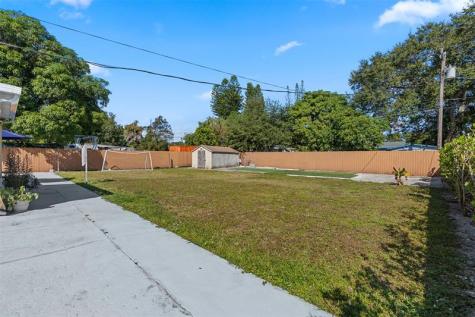 31 Miami Gardens Road West Park FL 33023