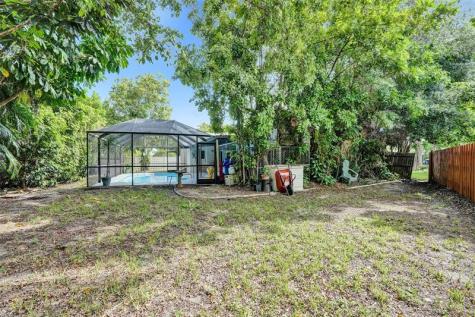 2672 NW 95th Terrace Coral Springs FL 33065