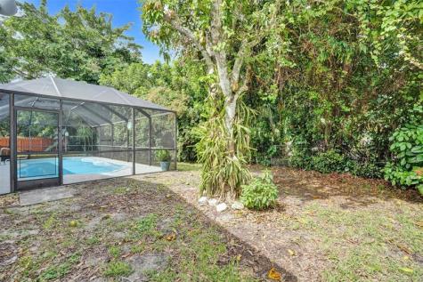2672 NW 95th Terrace Coral Springs FL 33065