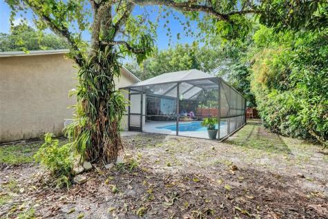 2672 NW 95th Terrace Coral Springs FL 33065