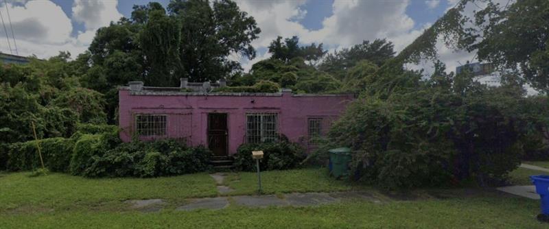 660 NW 43rd Street Miami FL 33127