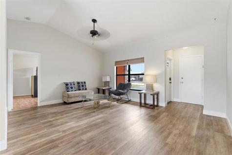 11841 NW 39th Place Sunrise FL 33323