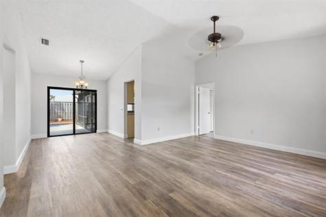11841 NW 39th Place Sunrise FL 33323