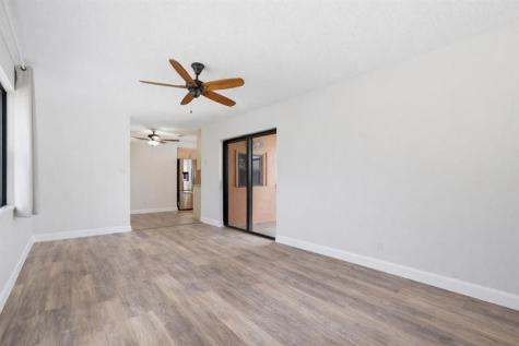 11841 NW 39th Place Sunrise FL 33323