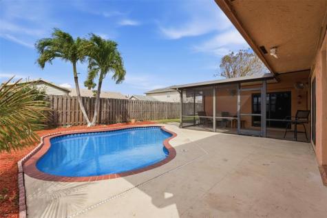 11841 NW 39th Place Sunrise FL 33323