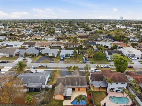 11841 NW 39th Place Sunrise FL 33323