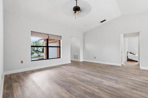 11841 NW 39th Place Sunrise FL 33323