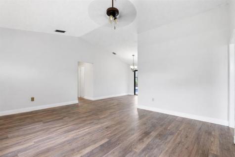 11841 NW 39th Place Sunrise FL 33323