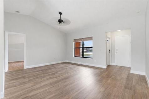 11841 NW 39th Place Sunrise FL 33323
